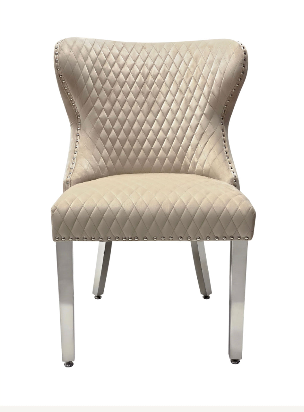 Louise Marble Dining Table With Valentino Lion Knocker Dining Chairs