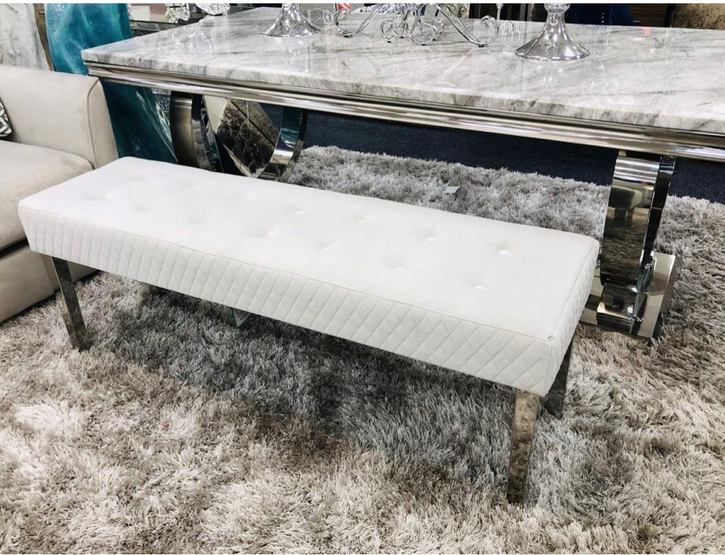 Louis Marble Dining Table With 4 Valentino Lion Knocker Chairs & Majestic Bench Bench